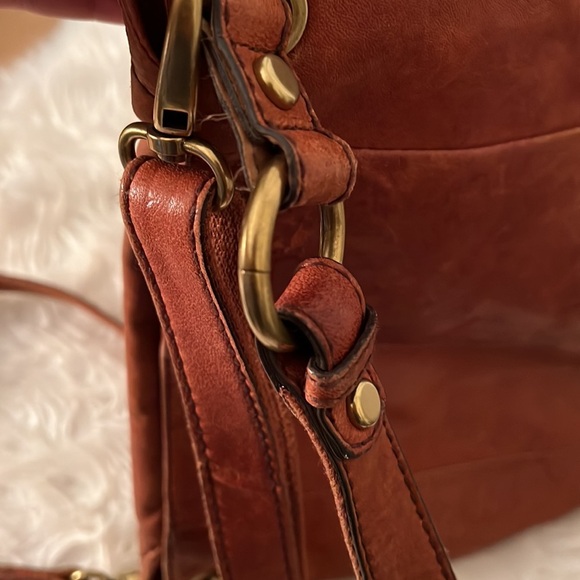 Fossil brown leather medium crossbody bag/ shoulder bag/ multi use bag - Picture 11 of 12